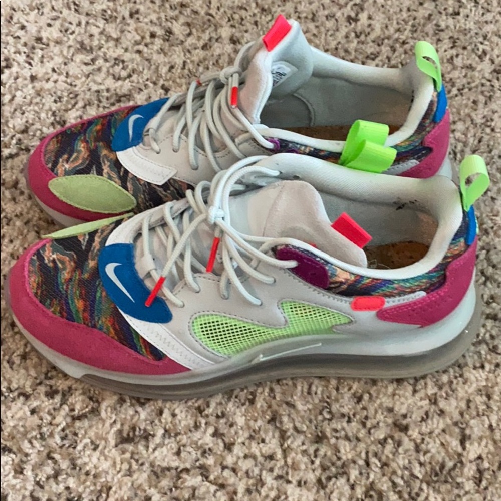 Men’s Nike OBJ 720s
